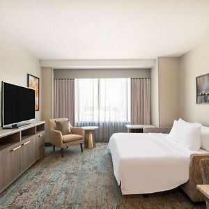 One-Bedroom Queen Suite River View Hearing Accessible